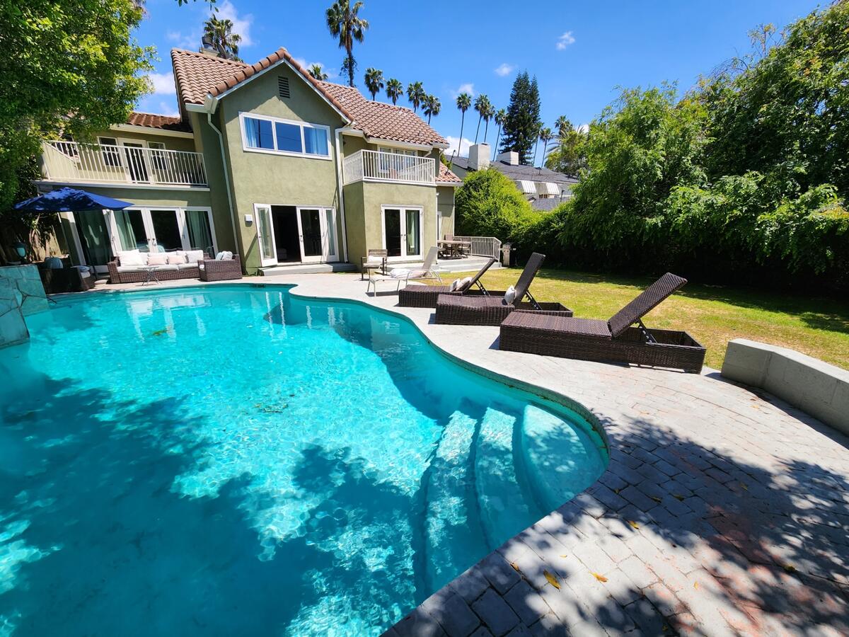 Synergy House West Hollywood